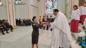 Eucaristía conmemorativa por el aniversario de la Policía Nacional se celebró en la basílica de El Cisne