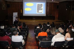 Loja fortalece a sus emprendedores con capacitación en normativa sanitaria y etiquetado de alimentos