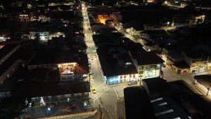 Nueva iluminación led potencia turismo, comercio y seguridad en Saraguro